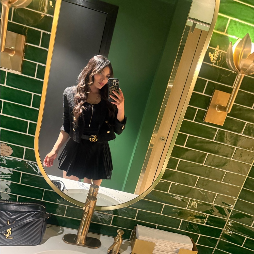 Meet your Posher, Di